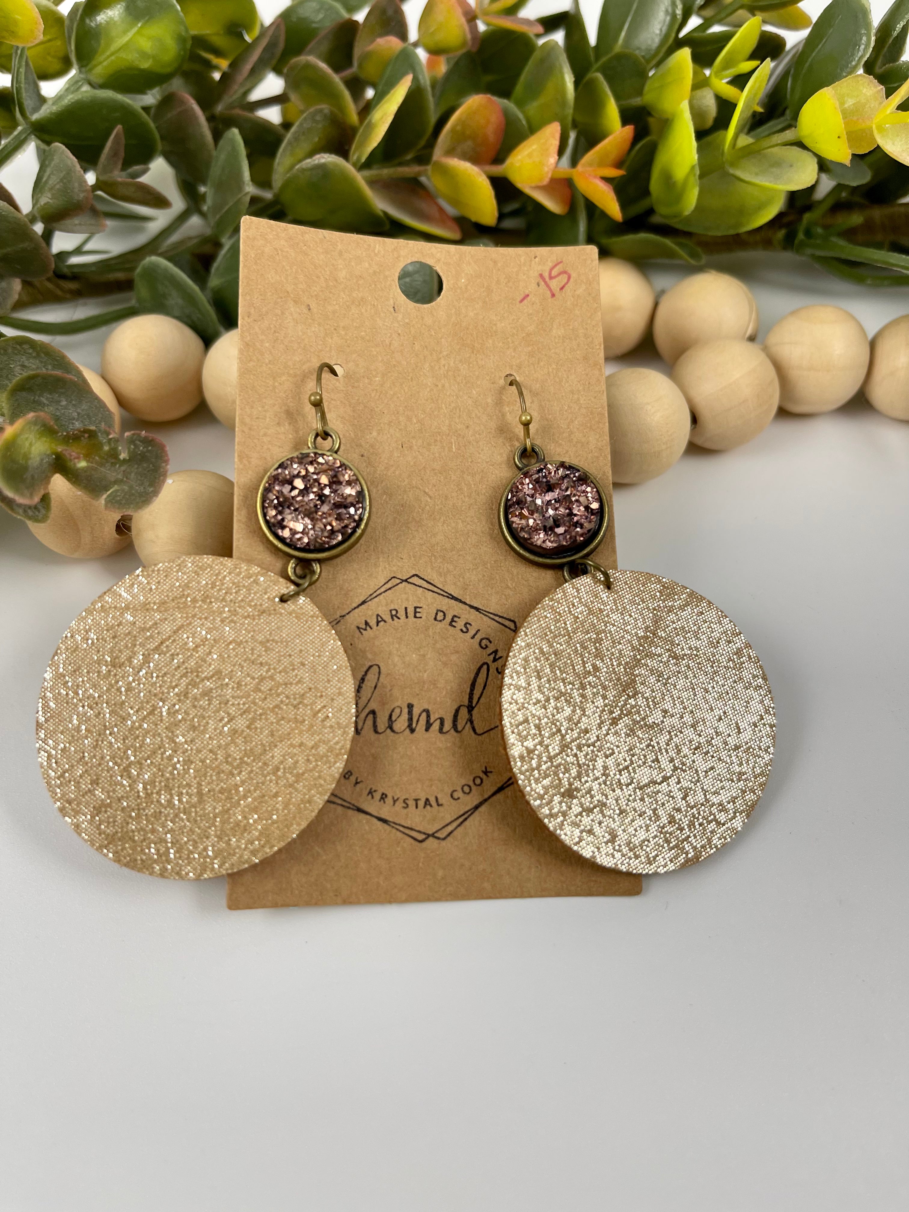 Leather circle earrings with stones.